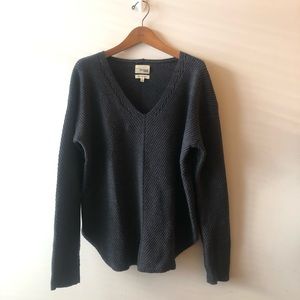 Aritzia Wilfred Sweater